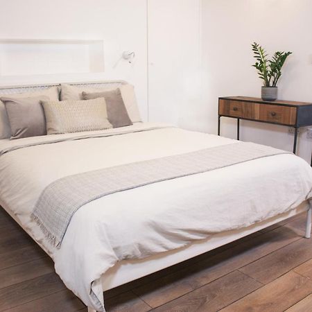 Spacious Industrial Style Apartment Londra Esterno foto