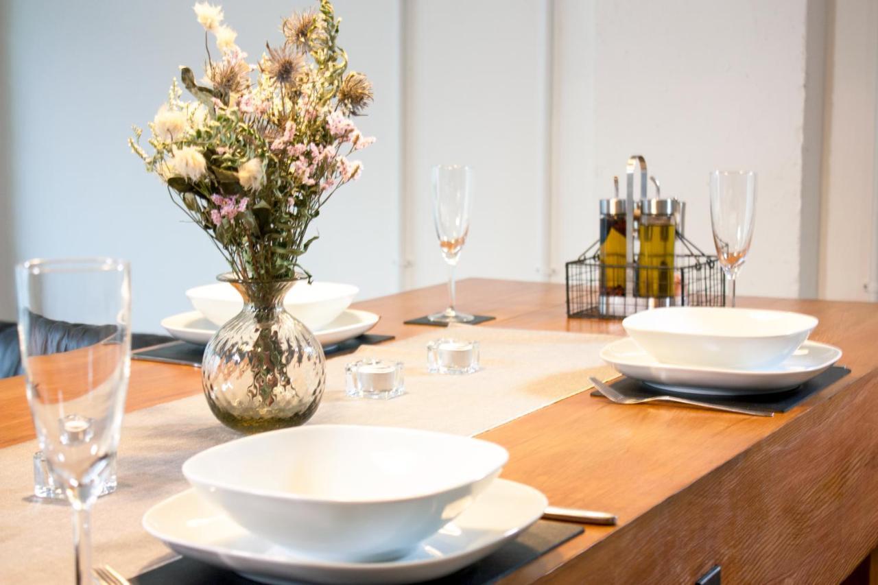 Spacious Industrial Style Apartment Londra Esterno foto
