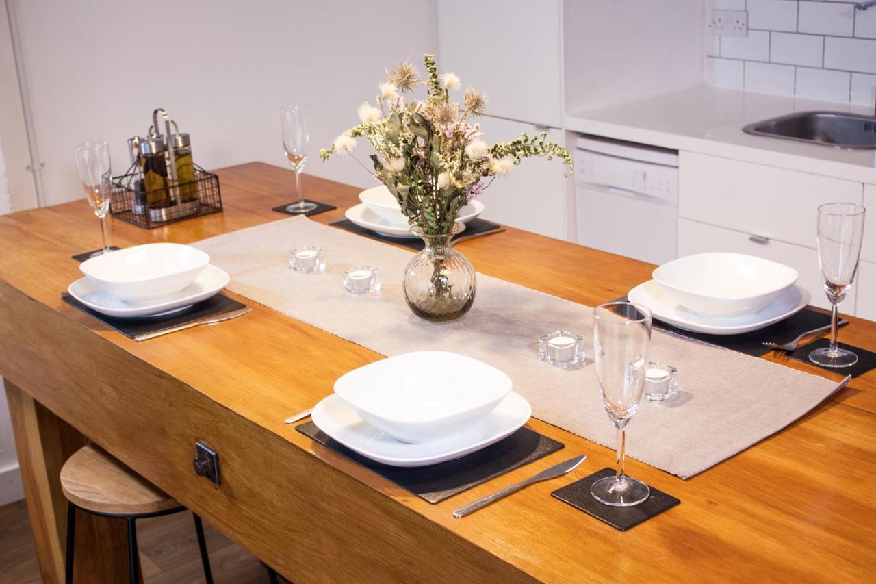 Spacious Industrial Style Apartment Londra Esterno foto